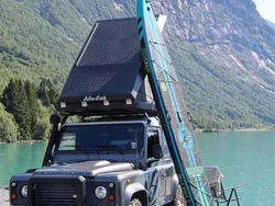 Grå Begagnad 2007 Land Rover Defender SUV | 400 000 kr (Marknadspris)