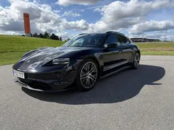 Svart Begagnad 2022 Porsche Taycan Sport Turismo Sedan | 650 000 kr (Bra pris)