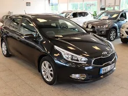 Svart Begagnad 2013 Kia Ceed Sportswagon Comfort Kombi | 64 900 kr (Marknadspris)