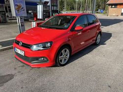 Röd Begagnad 2014 VW Polo R-line Halvkombi | 78 000 kr (Bra pris)