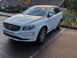 Vit Begagnad 2015 Volvo XC60 SUV | 159 900 kr (Marknadspris)