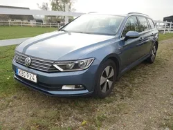 Blå Begagnad 2015 VW Passat Kombi | 129 000 kr (Marknadspris)