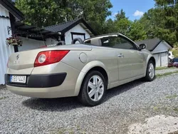 Grå Begagnad 2006 Renault Mégane Cabriolet Cab | 45 000 kr (Marknadspris)