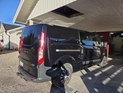 Svart Begagnad 2015 Ford Transit Custom Van | 100 000 kr