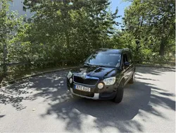 Svart Begagnad 2010 Skoda Yeti Ambition SUV | 45 000 kr (Marknadspris)