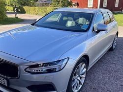 Silver Begagnad 2017 Volvo V90 Momentum Kombi | 139 000 kr (Superpris)