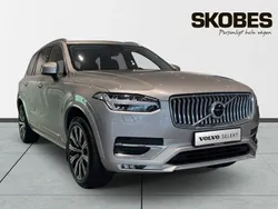 Ljusgrå (grå) Begagnad 2023 Volvo XC90 Ultimate SUV | 619 900 kr (Bra pris)