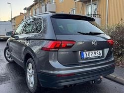 Silver Begagnad 2018 VW Tiguan SUV | 230 000 kr (Marknadspris)