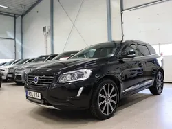 Svart Begagnad 2014 Volvo XC60 Summum SUV | 174 400 kr (Marknadspris)