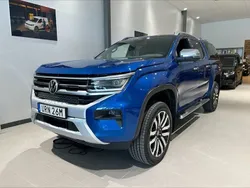 Blå (bright blue metallic) Begagnad 2024 VW Amarok Aventura Pickup | 799 000 kr (Lite dyr)
