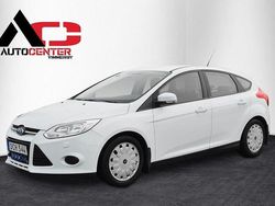 Vit Begagnad 2014 Ford Focus Halvkombi | 74 700 kr (Marknadspris)