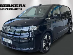 Svart Begagnad 2023 VW Multivan Life Van | 569 900 kr (Dyr)