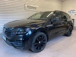 Svart Begagnad 2019 VW Touareg R-line SUV | 439 000 kr (Lite dyr)