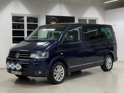 Mörkblå Begagnad 2011 VW Multivan Highline Van | 179 900 kr (Marknadspris)