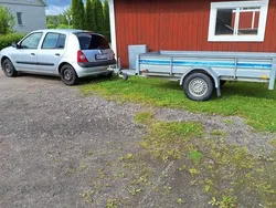 Grå Begagnad 2006 Renault Clio R.S. Authentique Halvkombi | 12 000 kr (Bra pris)