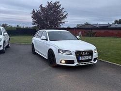 Vit Begagnad 2009 Audi A4 S-Line Kombi | 100 000 kr (Lite dyr)