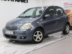 Blå Begagnad 2004 Toyota Yaris Halvkombi | 29 900 kr (Marknadspris)