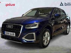 Blå Begagnad 2024 Audi Q2 SUV | 269 000 kr