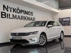 Vit Begagnad 2016 VW Passat GTE Kombi | 144 900 kr (Marknadspris)
