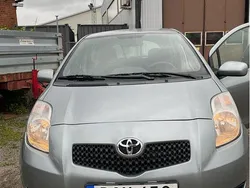 Silver Begagnad 2006 Toyota Yaris Halvkombi | 22 000 kr (Marknadspris)
