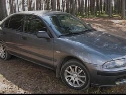 Grå Begagnad 2003 Mitsubishi Carisma Halvkombi | 17 000 kr