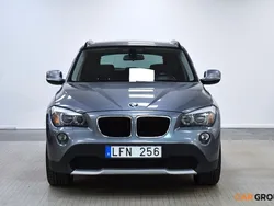 Grå Begagnad 2011 BMW X1 SUV | 109 900 kr (Marknadspris)