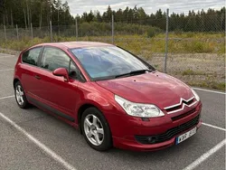 Röd Begagnad 2005 Citroën C4 Sportkupé | 19 000 kr (Marknadspris)