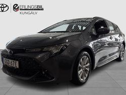 Mörkgrå Begagnad 2024 Toyota Corolla Active Kombi | 309 900 kr (Marknadspris)