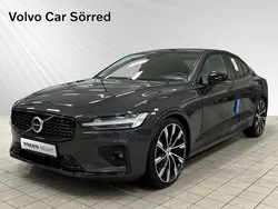 Grå Begagnad 2023 Volvo S60 Ultimate Sedan | 407 900 kr (Marknadspris)