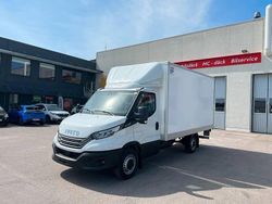 Vit Begagnad 2023 Iveco Daily Van | 681 250 kr