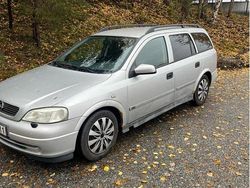 Grå Begagnad 2001 Opel Astra Kombi | 12 900 kr (Marknadspris)