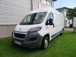 Vit Begagnad 2017 Peugeot Boxer Van | 119 000 kr (Lite dyr)