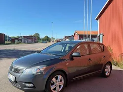 Grå Begagnad 2010 Kia Ceed Halvkombi | 41 000 kr (Bra pris)