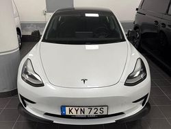 Begagnad 2020 Tesla Model 3 Standard Range Plus Sedan | 239 000 kr (Marknadspris)