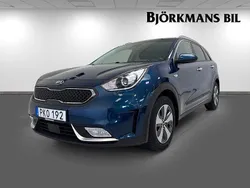 Blå Begagnad 2017 Kia Niro Advance SUV | 179 900 kr (Marknadspris)