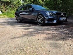 Blå Begagnad 2015 Mercedes E200 Avantgarde Kombi | 100 000 kr (Superpris)