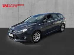 Grå Begagnad 2014 Ford Focus Titanium Kombi | 79 000 kr