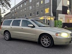 Begagnad 2007 Volvo V70 Summum Kombi | 38 500 kr (Marknadspris)