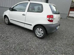 Vit Begagnad 2009 VW Fox Halvkombi | 4 500 kr