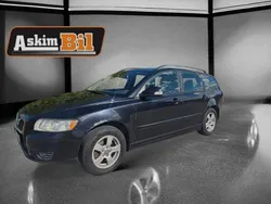 Svart Begagnad 2011 Volvo V50 Momentum Kombi | 29 900 kr (Marknadspris)
