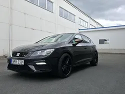 Svart Begagnad 2018 Seat Leon FR Halvkombi | 134 000 kr (Lite dyr)