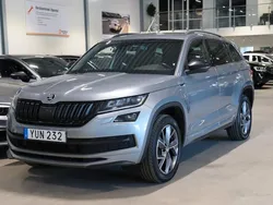 Grå Begagnad 2018 Skoda Kodiaq SportLine SUV | 279 900 kr (Lite dyr)