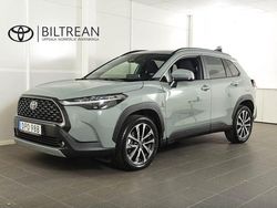 Grön (urban khaki) Begagnad 2024 Toyota Corolla Cross Style SUV | 359 900 kr