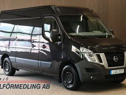 Svart Begagnad 2016 Nissan NV400 Van | 134 900 kr (Bra pris)
