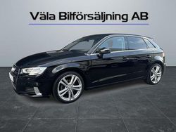 Svart Begagnad 2020 Audi A3 Sportback Sport Halvkombi | 224 900 kr (Marknadspris)