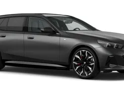 Grå Ny 2025 BMW 530e Comfort Edition Kombi | 957 300 kr