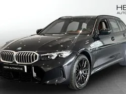 Svart (black) Begagnad 2024 BMW 330e M Sport Kombi | 569 700 kr (Bra pris)