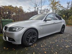 Grå Begagnad 2005 BMW 320 Advantage Sedan | 45 000 kr (Marknadspris)