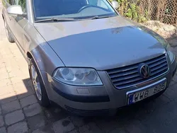 Gul Begagnad 2005 VW Passat Trendline Kombi | 20 000 kr (Bra pris)