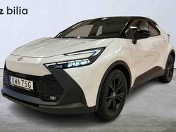 Vit Begagnad 2025 Toyota C-HR SUV | 419 900 kr